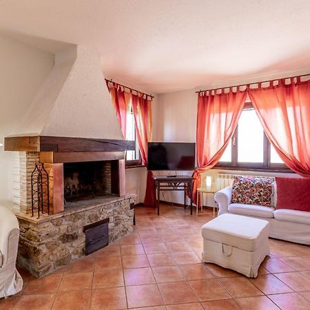 גוביו Casa Vacanze Colonnata מראה חיצוני תמונה