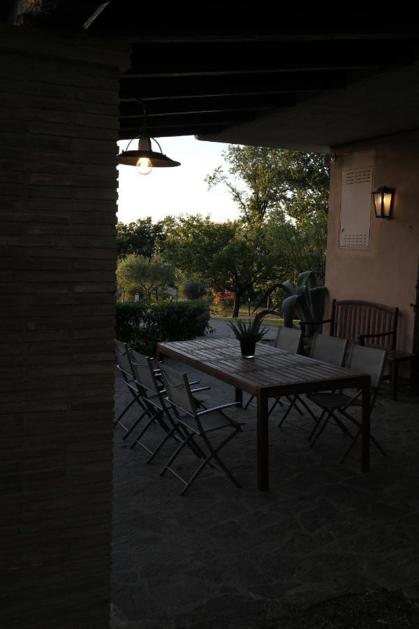 גוביו Casa Vacanze Colonnata מראה חיצוני תמונה